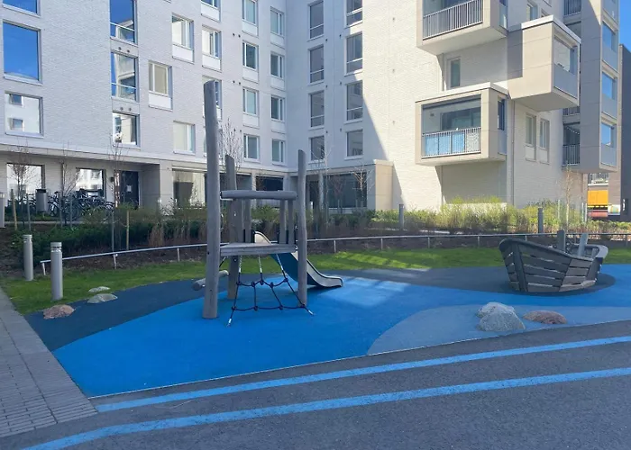 New And Stylish Apartment By The Sea In Jatkasaari, Parking And Balcony